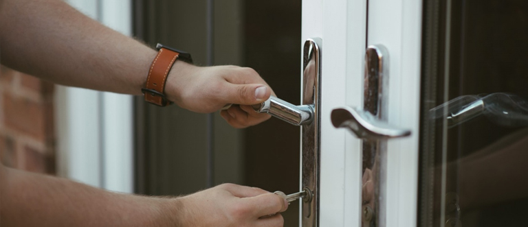 24 hour key locksmith Walnut Park