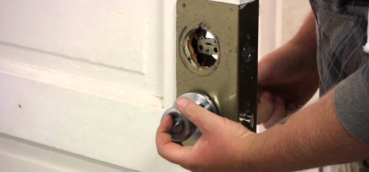 Home Lock Change in Walnut Park